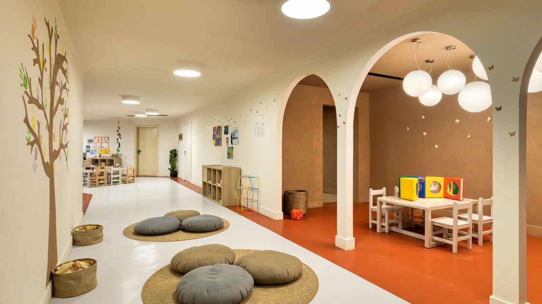 Domes of Corfu, Autograph Collection